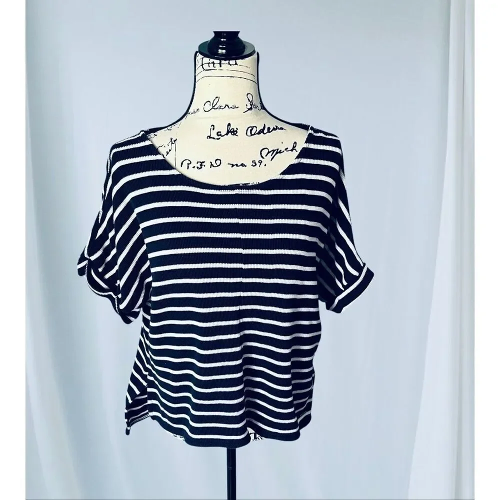 Calvin Klein Jeans Women's Medium Blue White Striped Short Sleeve Top